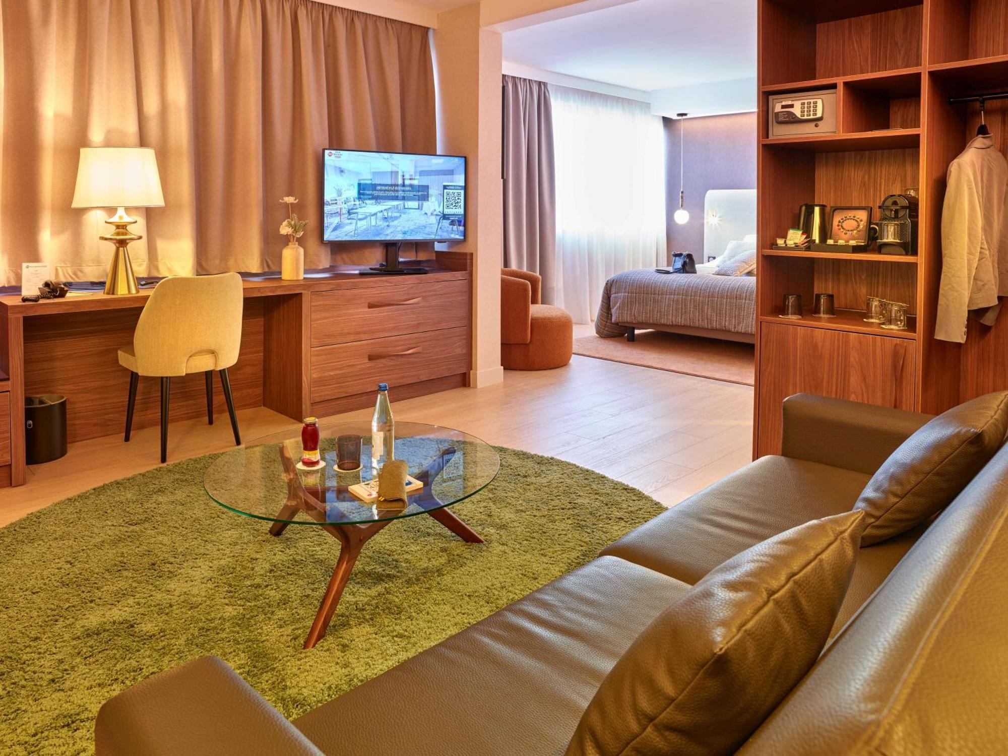 Best Western Plus Metz Technopole Esterno foto